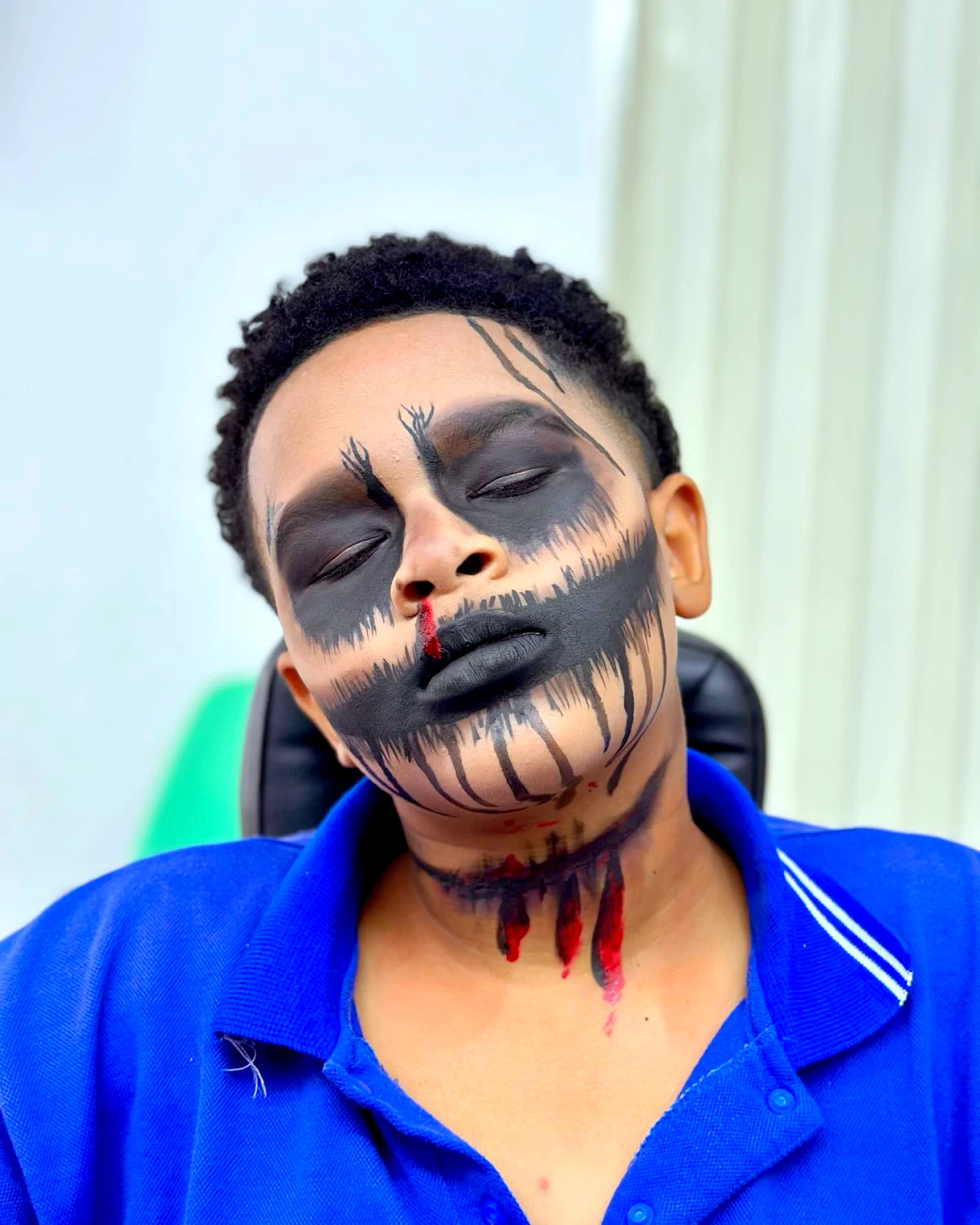 maquillage halloween pour garcon qui fait peur