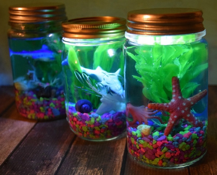 que faire avec des pots en verre recycle%CC%81s lampe aquarium enfant bricolage maternelle