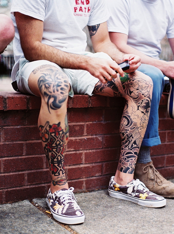 tatouage jambe homme style japonais genoux tibias