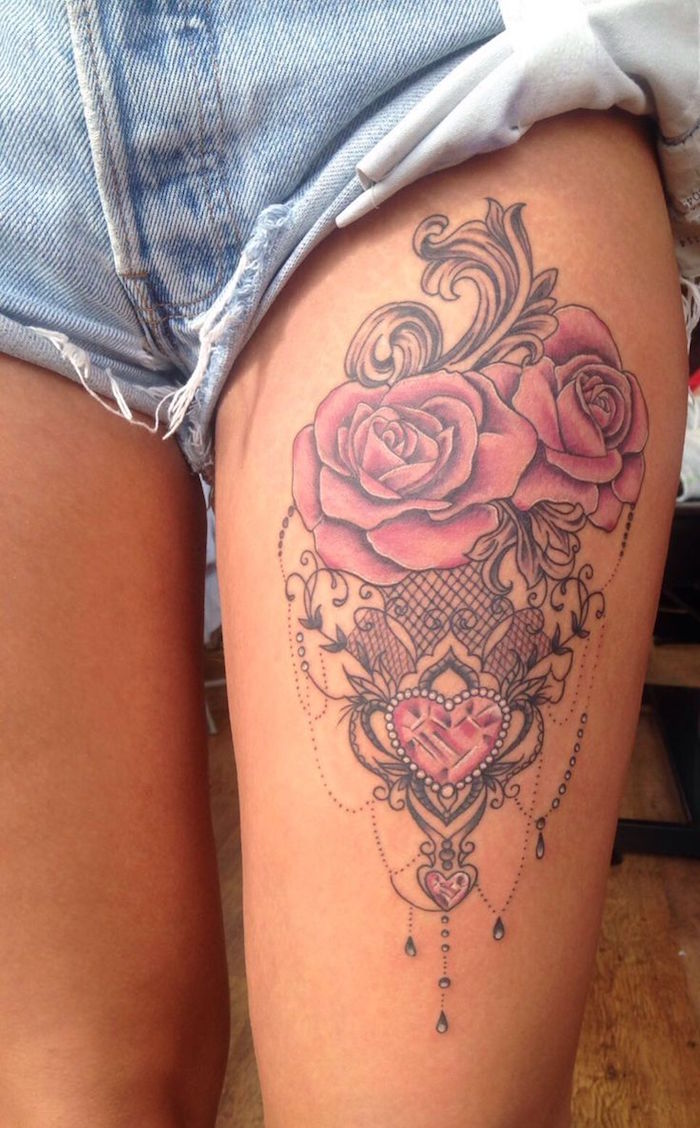 tatouage rose cuisse femme idée modele tattoo