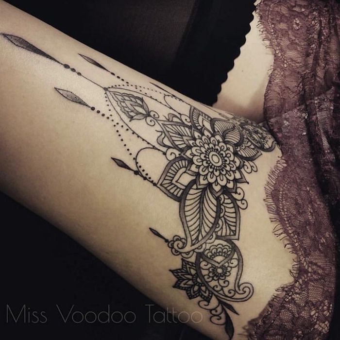 modele tatouage a la cuisse tattoo mandala jambe femme