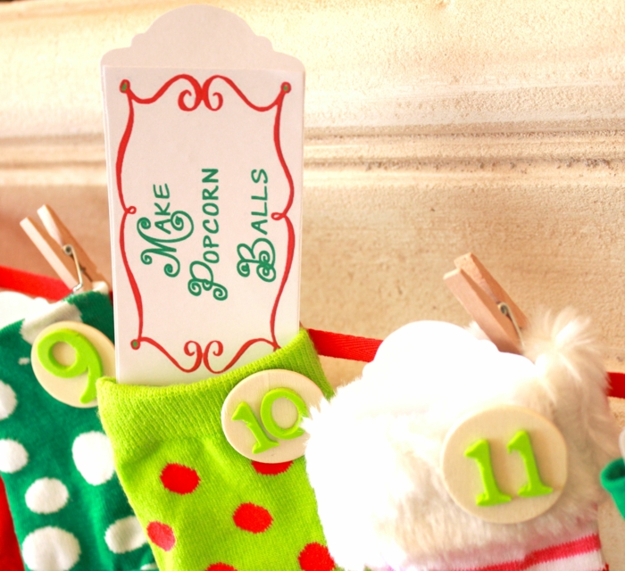 calendrier de l'avant à fabriquer, chaussettes utilisées pour un calendrier de Noel