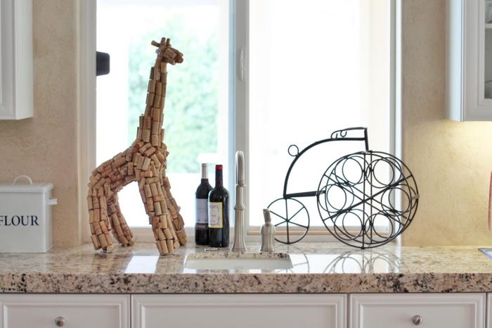 Belle idée déco créer des figures de bouchons de liège girafe de liège décoration de maison