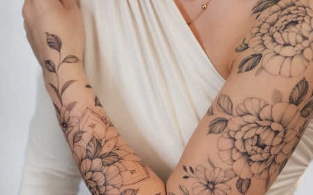 tatouage botanique feuilles fleurs petales manchette motifs nature