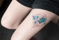 Tatouage Terre – le monde sur les épaules
