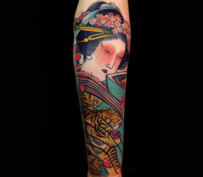 tatouage geisha sur le bras style old school