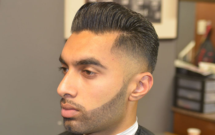 coupe-de-cheveux-homme-pompadour-degradé-progressif-court coupe hipster homme dégradé pompadour avec barbe courte