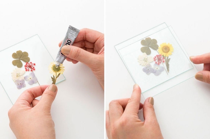 idée pour un bricolage fête des mères sur thème herbier, dessous de verre originaux en verre et mini-fleurs pressées