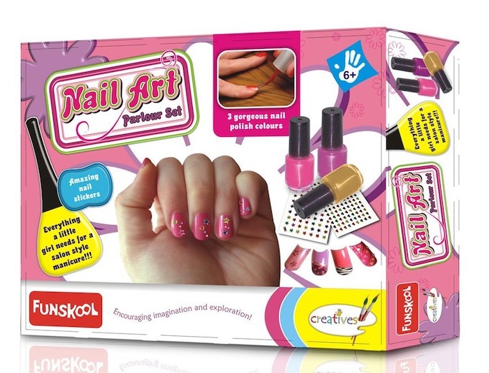 cadeau de noel pour ado de 15 ans fille, kit nail art avec vernis à ongles, pailelttes, pinceaux, strass pour se faire une manucure