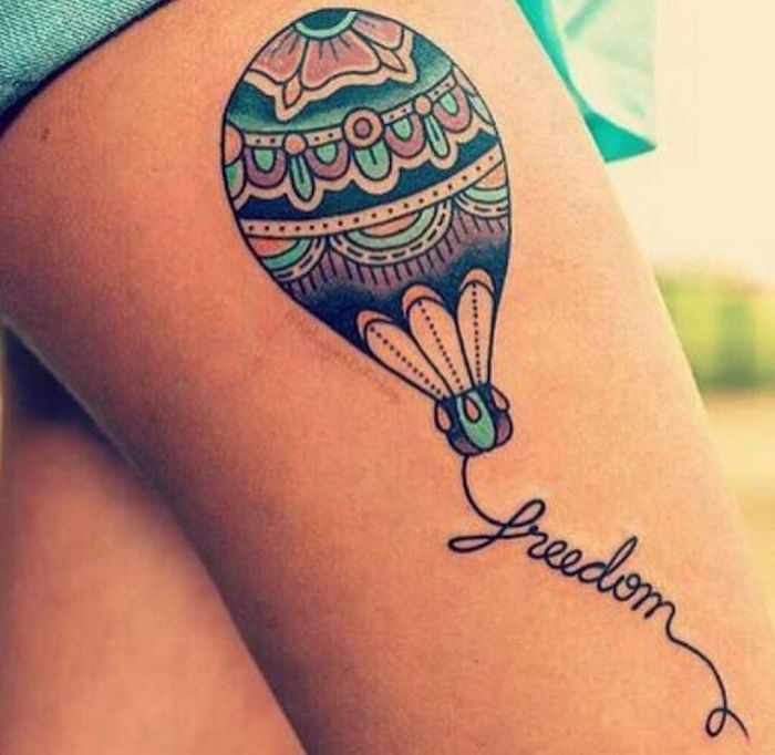signification tatouages tattoo montgolfière symbole du voyage