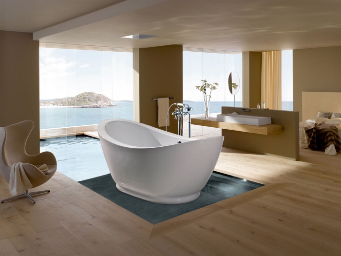revetement de sol salle de bain, déco de bain avec plafond suspendue blanc et meubles en bois clair