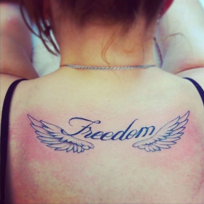 tattoo de liberté dos femme freedom