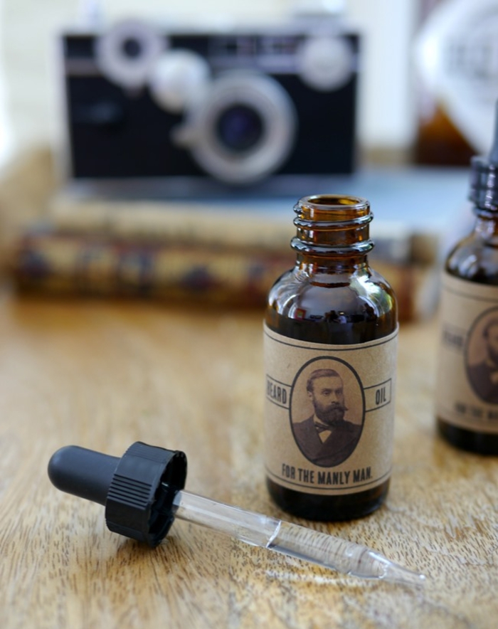idée cadeau noel pour homme avec barbe, deux recettes maison pour huile à barbe naturelle