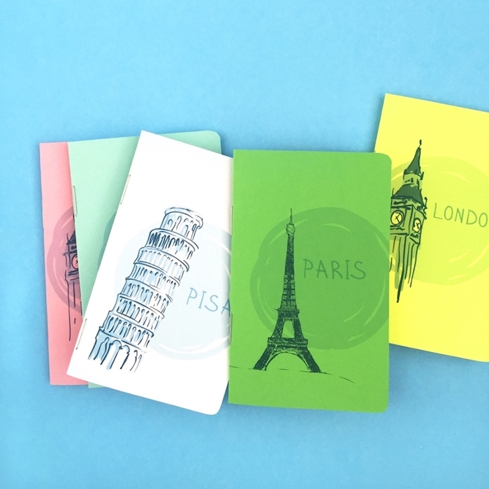 carnet de voyage dédié à une destination particulière, londres, paris, pisa, diy cadeau pour les amateurs des voyages