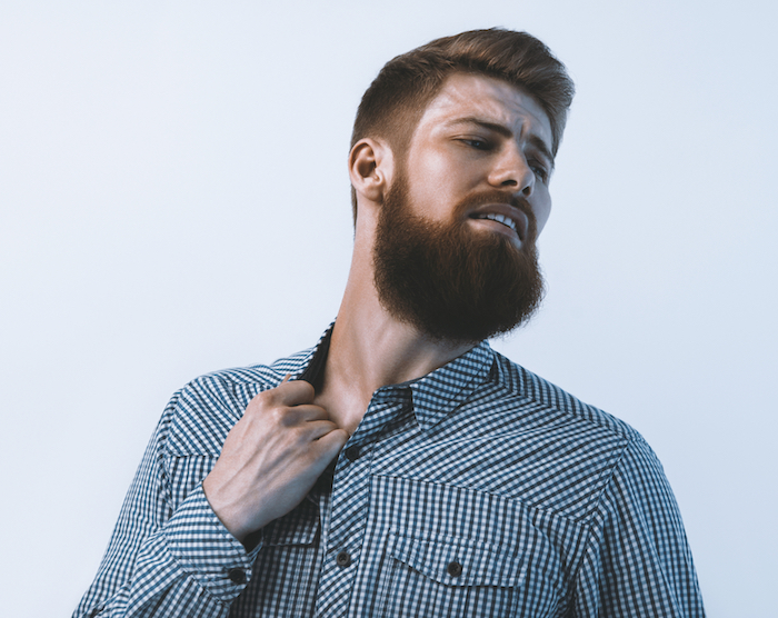 comment tailler barbe taillée longue épaisse de hipster