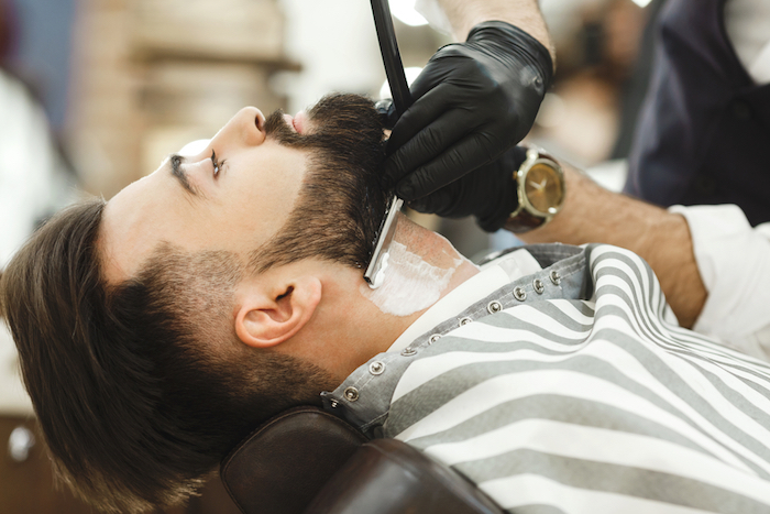 comment entretenir une barbe de hipster se raser le cou et coupe pompadour