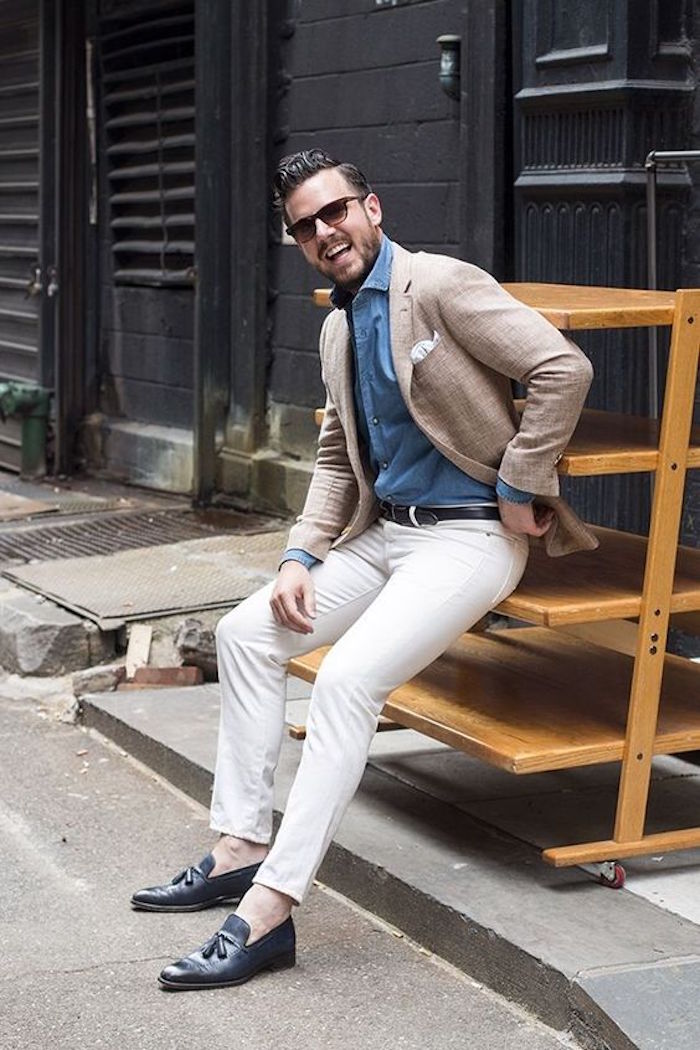 comment s habiller avec chemise en jean casual pantalon blanc slim veste lin beige costume