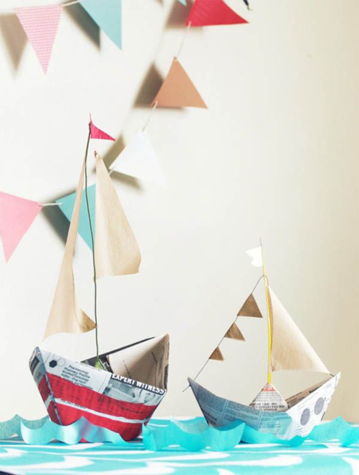des activités manuelles enfants ludiques et intelligentes, deux modèles de bateaux en papier à réaliser pour la décoration d'anniversaire enfant