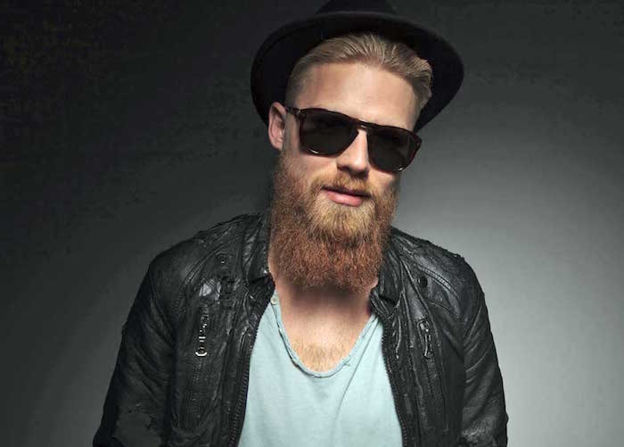 look rock homme rétro style hipster barbu