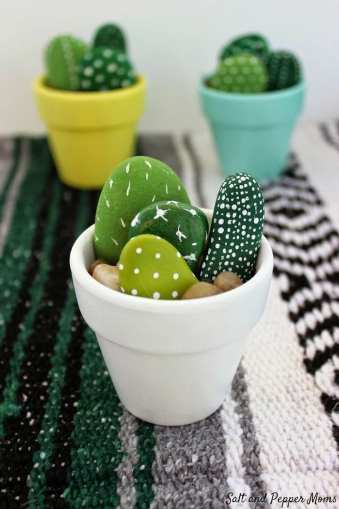 Magasin loisirs créatifs comment réaliser une idée créative cactus de pierre