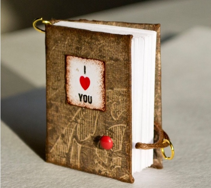 cadeau pour sa meilleure amie ou pour sa copine, petit livret de poche avec des raisons pour aimer qqn, idée cadeau st valentin