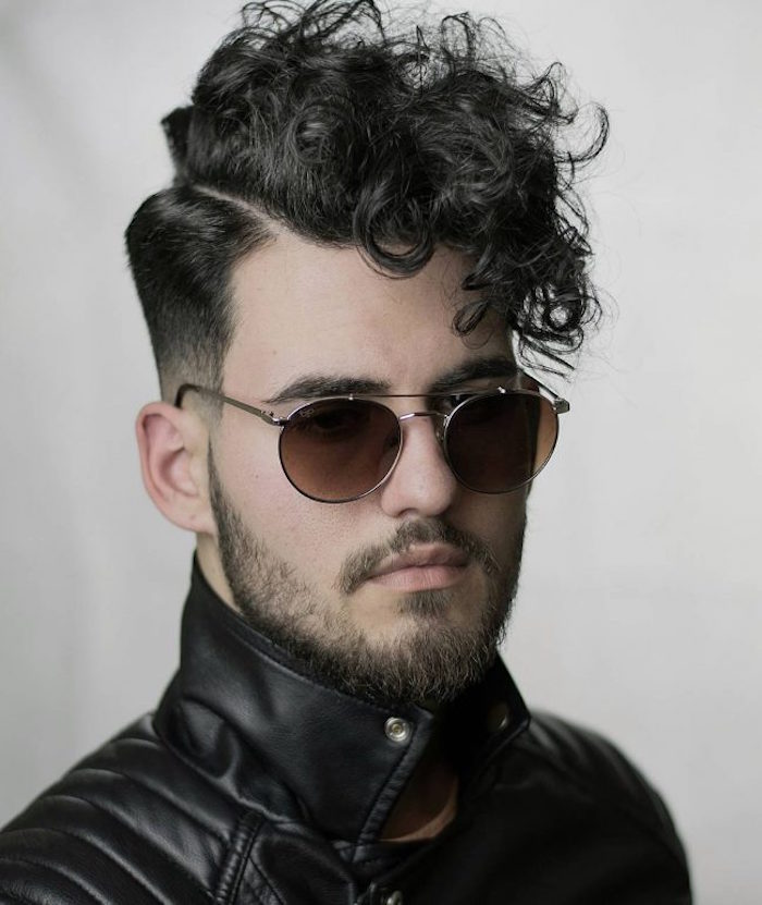 comment bien tailler sa barbe clairsemée courte style trois jours avec coupe banane hipster quiff