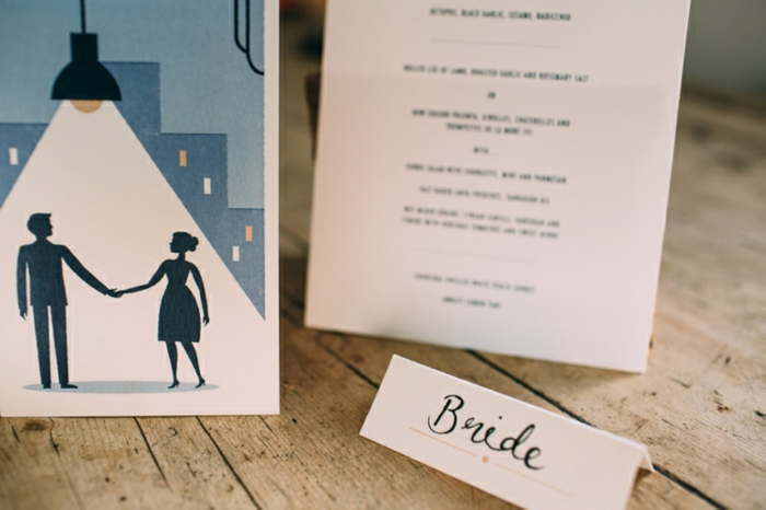 dessin-couple-de-mariés-image-mariage-illustré-dessin-couple-mignon-silhouettes Faire part original mariage couple amoureux dessin beau carte d'invitation