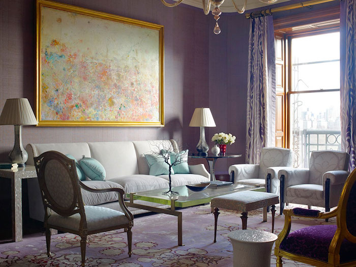 déco salon vintage violet, decoration avec couleurs chaudes pour séjour retro