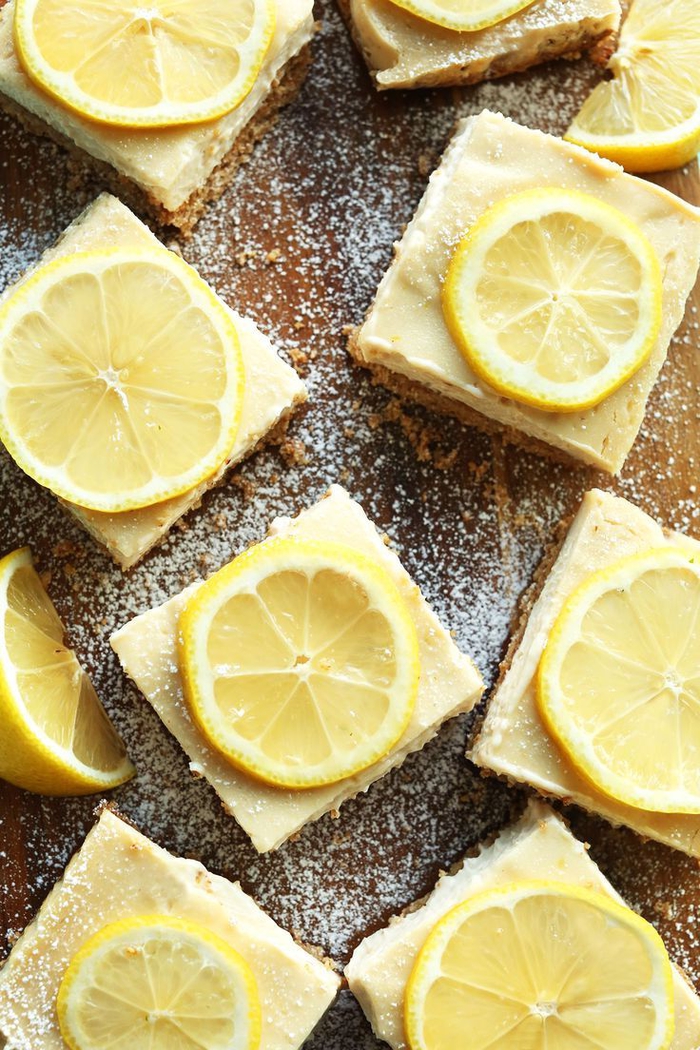recette diététique vegan de carrés au citron frais et léger, sans sucre ajouté 