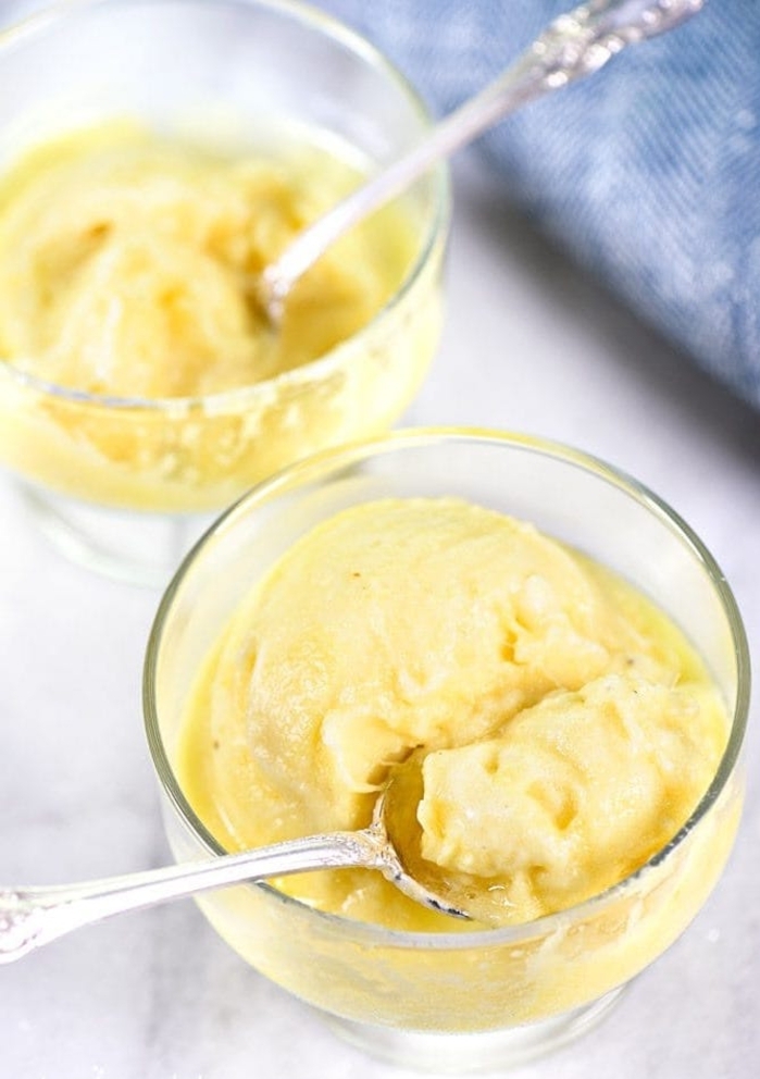 dessert léger et frais idéal pour les journées d été, recette rapide de sorbet à l ananas
