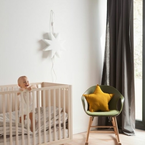 Décoration chambre bébé fille - comment lui donner du caractère?