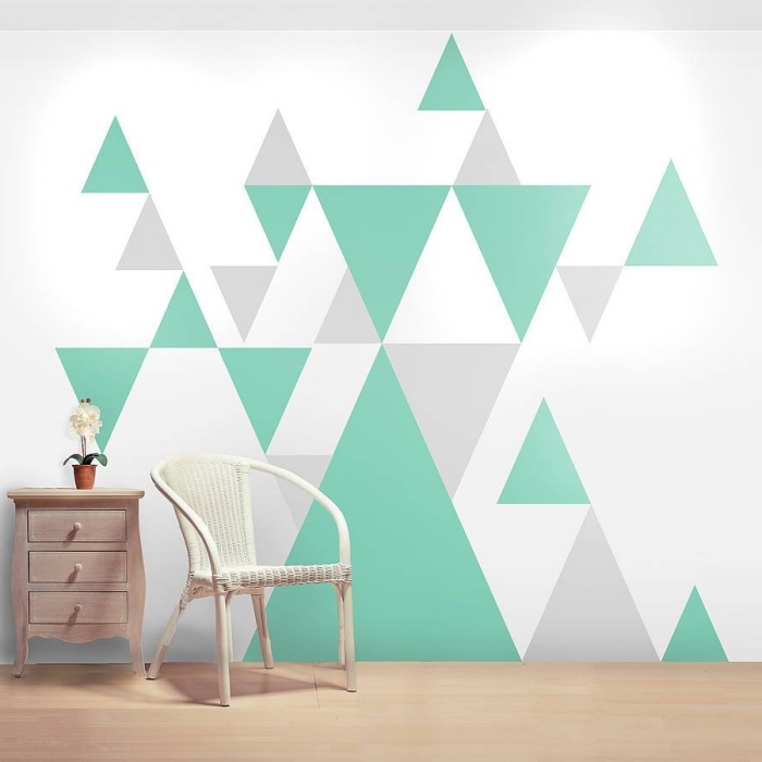idée décoration murale avec papier peint graphique de couleurs blanc vert et gris, déco simple en style minimaliste avec meubles de bois
