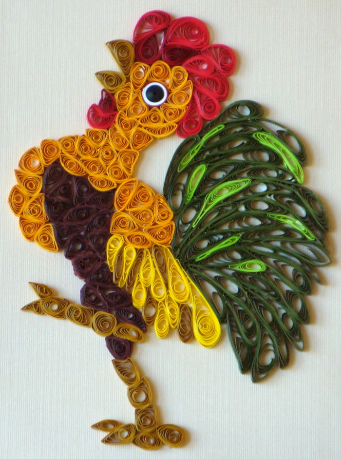 coq multicolore en papier enroulé par la technique quilling, créer des animaux en papier