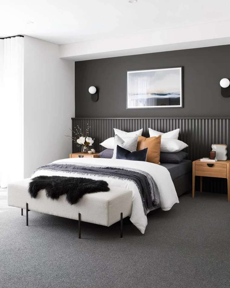 couleur chambre parentale pan de mur gris anthracite tete de lit