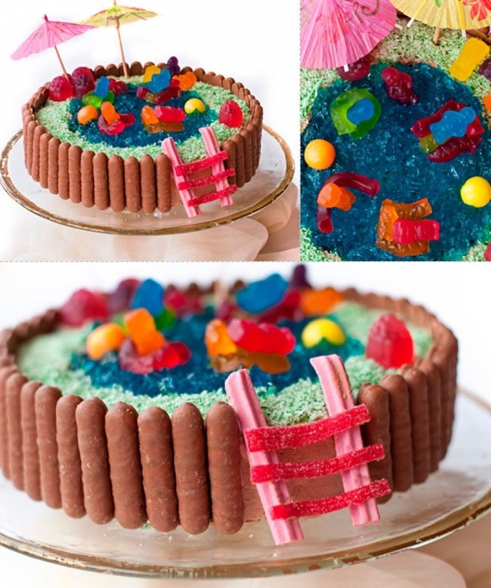 idée gateau anniversaire piscine avec une décoration originale de bâtonnets au chocolat et des bonbons gélifiés, idéal pour une fête d'été