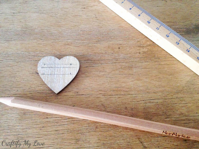 Apprendre artisinat activité manuelle facile et rapide activités manuelles etre habile écrire sur bois