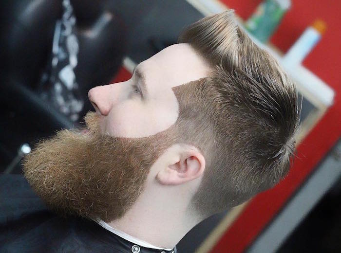 comment tailler sa barbe hipster longue et epaisse avec contours au rasoir