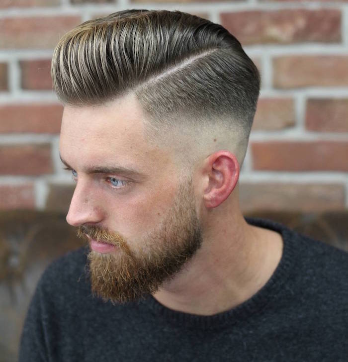 coupe barbe homme dégradé et coiffure pompadour mode avec cotés courts et fondu américain