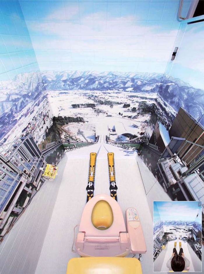 toilettes originales avec décoration murale paysage montagne en trompe l'oeil style ski
