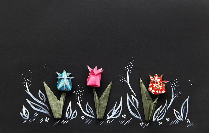 Decouvrez L Art Poetique De L Origami Fleur En Plus De 60 Modeles Fleuris Origami Ideas