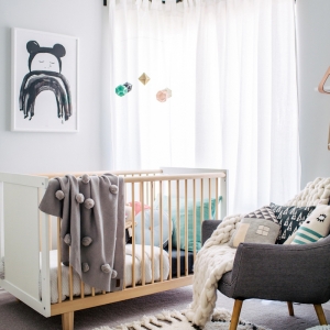 Chambre bébé scandinave – le blanc de l'innocence