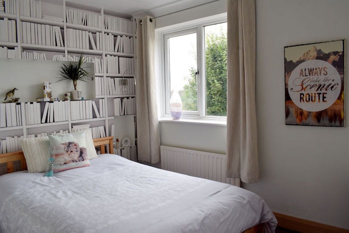 Chambre à coucher adulte moderne déco originale idée image décoration bibliothèque à la maison