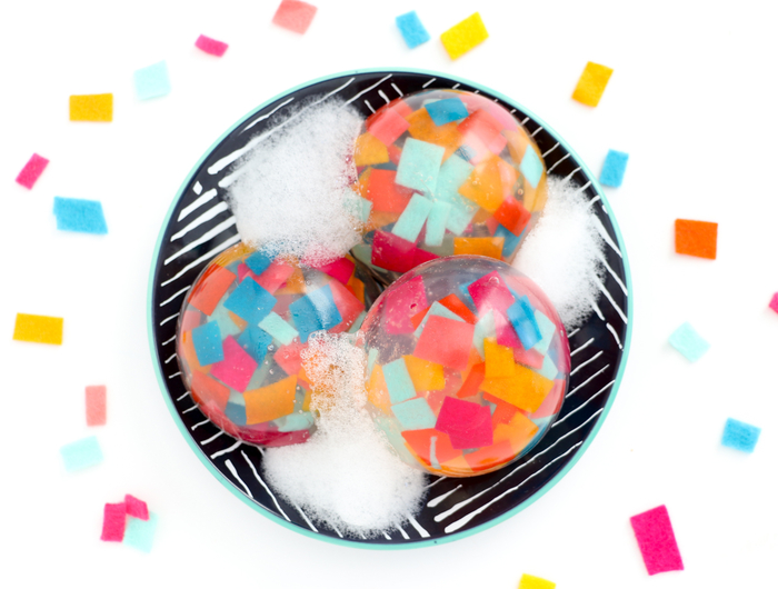 comment fabriquer des savons naturels de fantaisie à confettis en feutrine, idée cadeau fête des mères