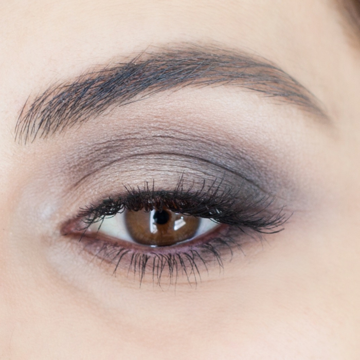 smokey eye simple yeux marrons, se maquiller comme un chef, les astuces maquillage