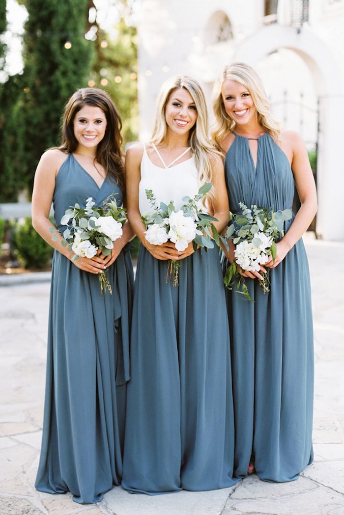 Robe pour invité mariage simple et chic tenue mariage comment s'habiller demoiselles d'honneur robes longues bleus