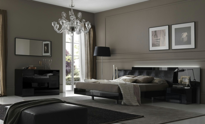 deco chambre blanche et grise baroque, plafonnier acrylique, tapis superposés, murs gris anthracite