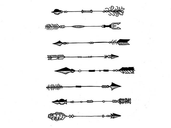 plusieurs modèles de flèches à design ethnique à tatouer en version mini sur un emplacement de corps 