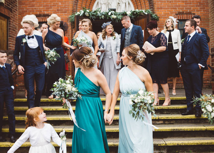 Être une femme bien habillée pour toute occasion spéciale comme le mariage demoiselles d honneur