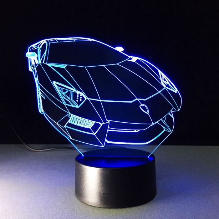 modèle de lampe bureau à design 3D voiture lumineuse, exemple d'objet original sur le thème des voitures