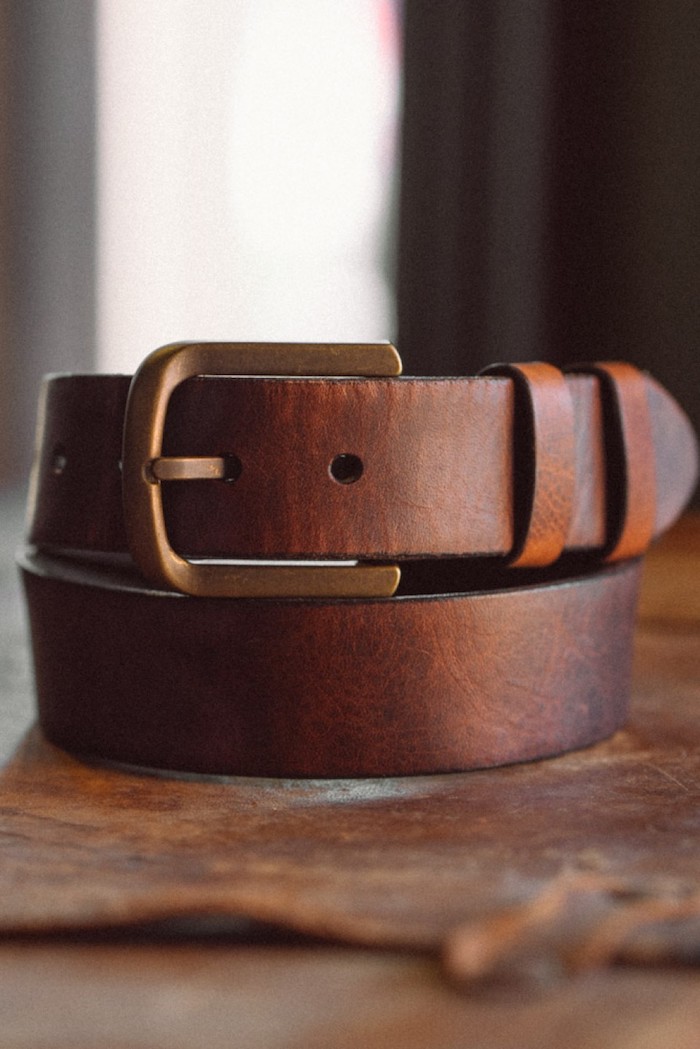 Cadeau pour l’anniversaire d homme ami anniversaire idee quel cadeau choisir une ceinture cuir